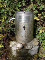 Eskerrak holako lanak hartzen dituzten mendizaleei