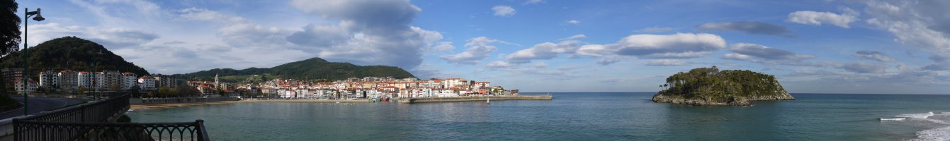 Lekeitio Karraspio aldetik ikusita