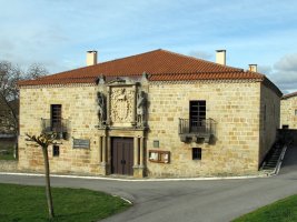 Lazarraga Jauregia eta Museoa