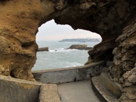 Amabirjinaren Harkaitza