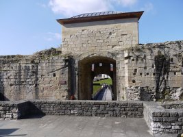 Harresiko Mendebaldeko sarrera