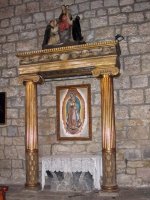 Elizaren ezkerreko aldare txikia