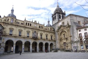 Udeletxea eta San Juan Bautista Eliza