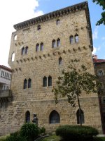 Torre Luzea dorretxea