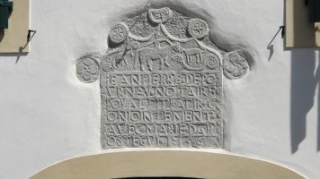 Izura-Asmeko etxe baten epigrafia