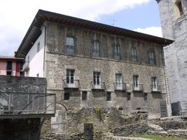 Aranburu jauregia, Tolosa