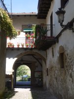 Zeraingo Atea, Segura