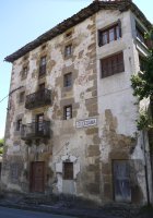 Urgaña etxea, Altsasu aldeko sarreran