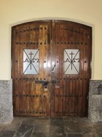 Ermitaren sarrerako atea