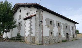 Herriko etxea, Albiasu
