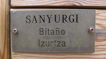 San Jorge ermitaren ordezko plaka, Izurtza