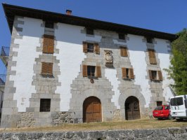 Loperena jauregia, Aldatz