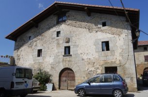 Herriko etxea, Aldatz