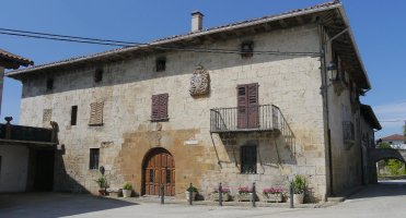 Martiñenea etxea, Aldatz