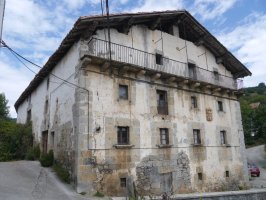 Herriko etxea, Uitzi