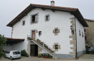 Herriko etxea, Mugiro