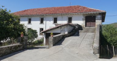 Herriko etxea, Astitz