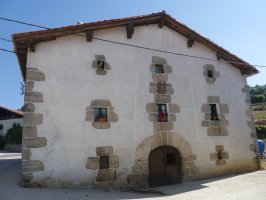 Herriko etxea, Astitz