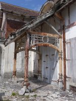 Aizkolegiko jauregia, Bertizarana