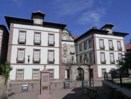 Arizkunenea jauregia, Elizondo