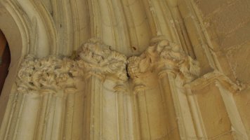 San Migel eliza, Añastro