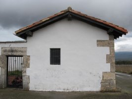 San Juan ermita Mezkiako hilerrian