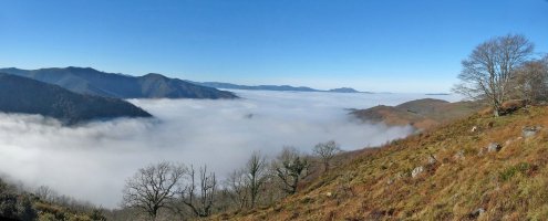 Etxalarre gaineko lainoa, Zamateluko harrietatik