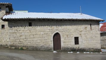 San Jose ermita, Eguarats