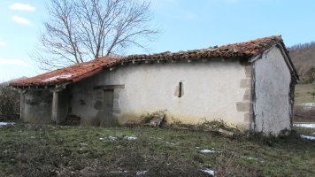 San Marko baseliza, Burutain