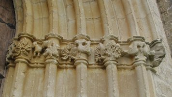 Orendain baseliza, Girgillao