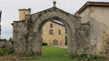 Azkubea jauregia, Azkaine