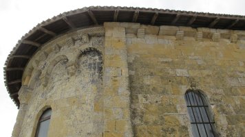 Asuncion eliza, Lehuntze