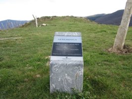 Marzo 2013 dólmen Urrezuloko Armurea