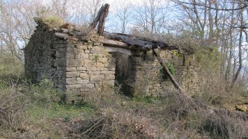 San Kristobal ermitaren hondakinak, Egillor