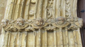 La Asuncion eliza, Asiain