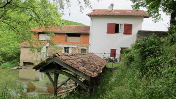Le Moulin de la Ville errota, Bastida