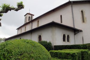 San Martin eliza, Akamarre