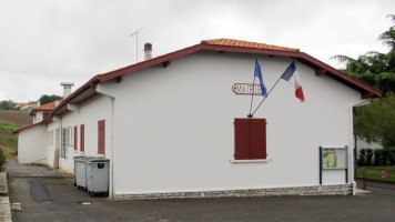 Herriko Etxea, Akamarre