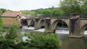 Errota eta zubia, Erreiti