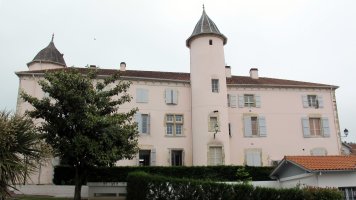 Salha jauregia, Bardoze