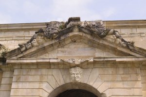 Gramont gaztelua, Bidaxune