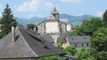 Saint Etienne eliza, Larraine