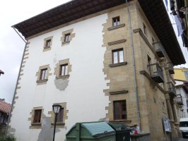 Zabiel jauregia, Mutriku