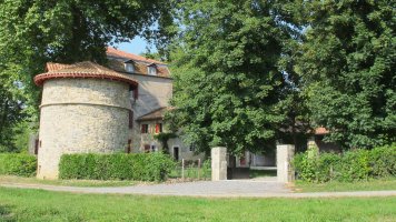 Uharteko jauregia, Uhartehiri