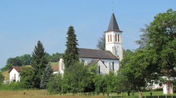 San Pedro eliza, Uhartehiri