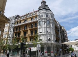 San Martin 50 eraikina, Donostia