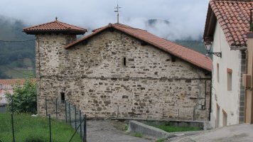 San Martín eliza, Arano