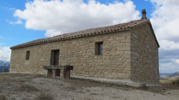 Santa Teodosia ermita, Mues