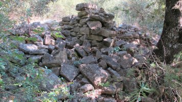 San Kristobal ermitaren hondakinak, Amillano