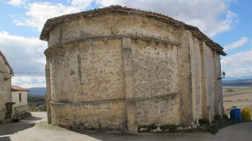 San Ciprian y Santa Justina eliza, Busto de Trebiño
